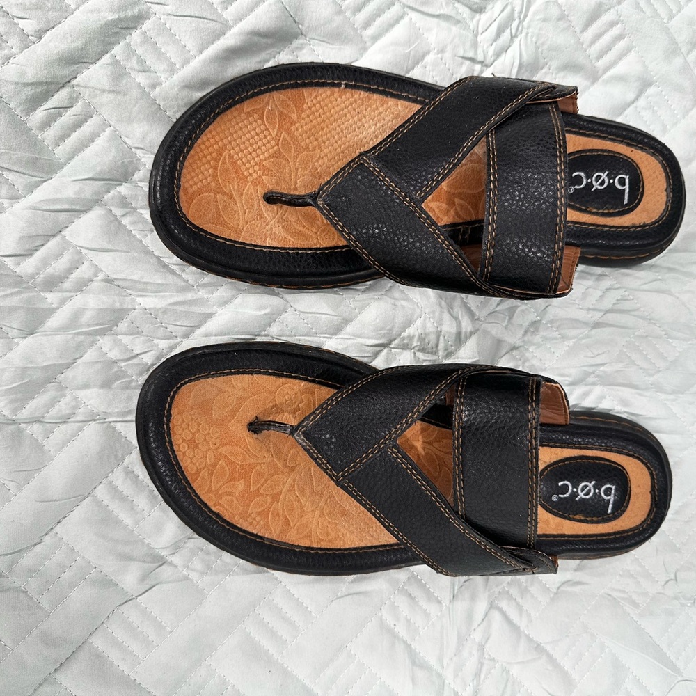 BOC Woman Black and Tan Leather Sandals
